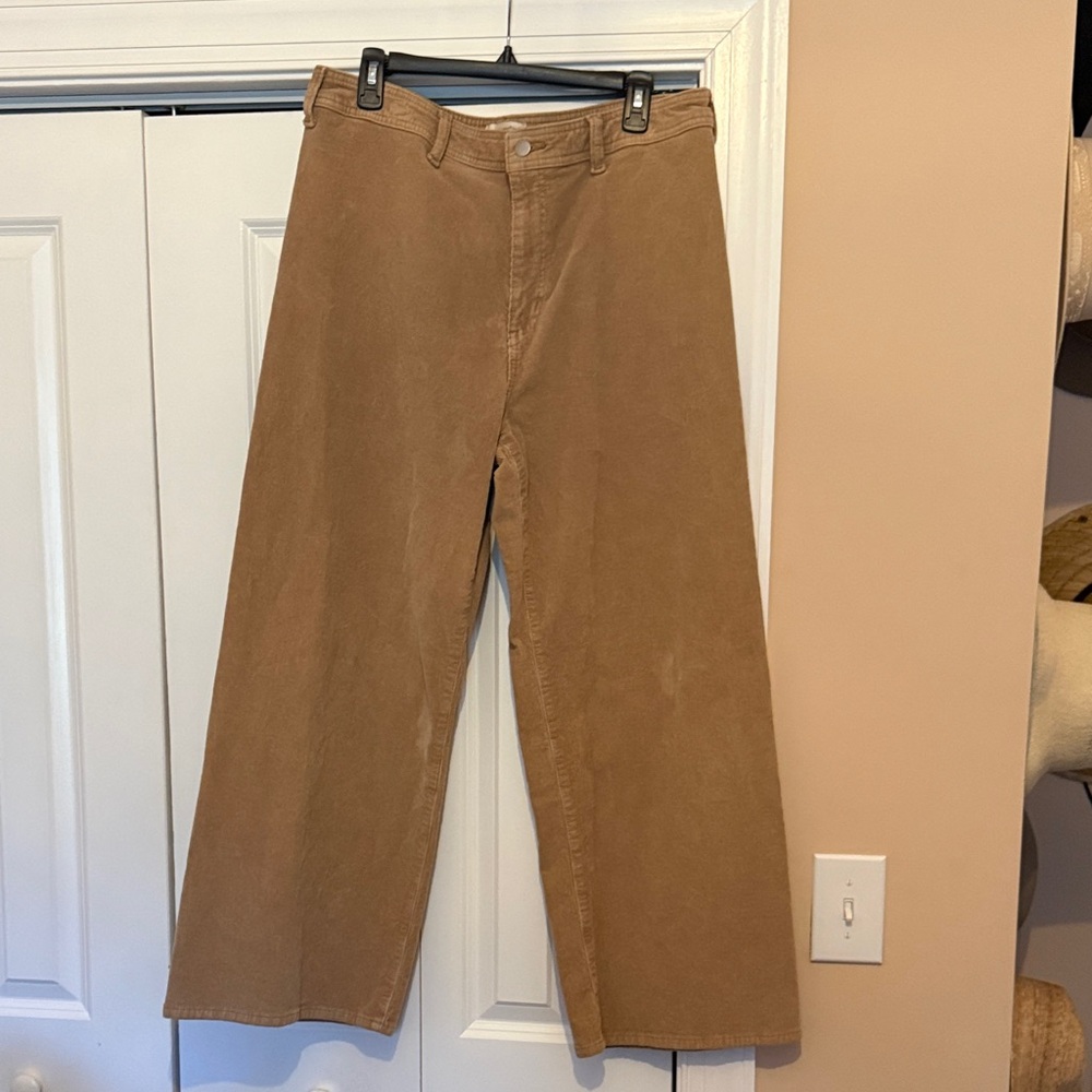 Universal Thread Women's Corduroy Pants - Brown